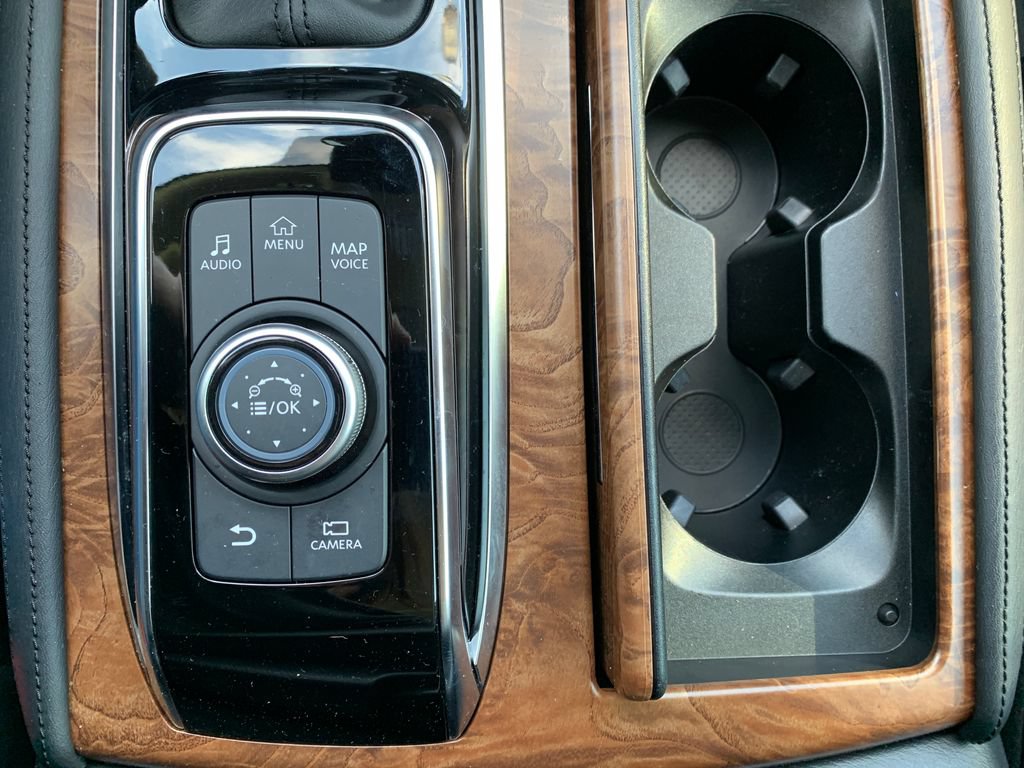 Used 2023 Nissan Armada SL w/ Captain's Chairs Package RWD image 19