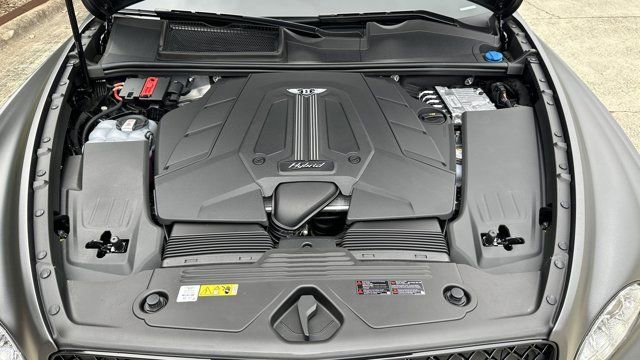 New 2025 Bentley Bentayga Plug-In Hybrid image 12