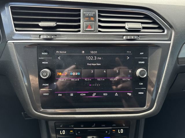 Certified 2023 Volkswagen Tiguan SE R-Line AWD/4WD image 13