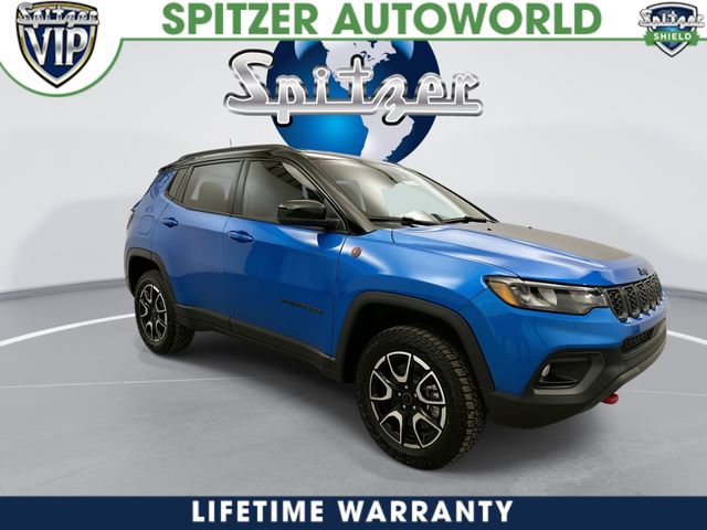 New 2026 Jeep Compass Trailhawk AWD/4WD image 3