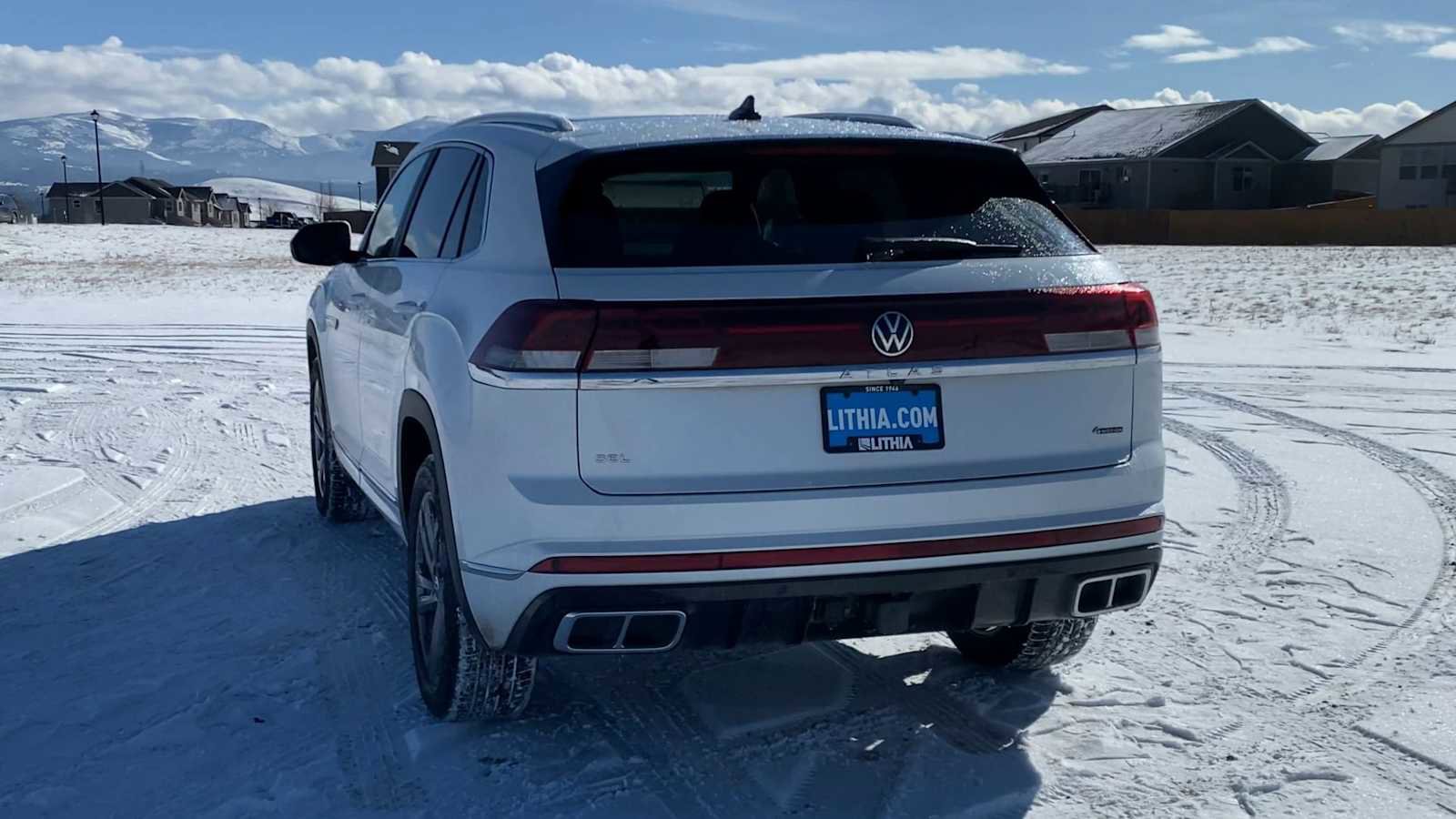 Used 2024 Volkswagen Atlas Cross Sport SEL R-Line image 7