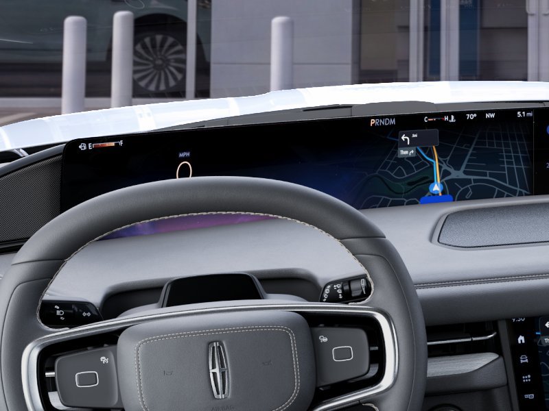New 2027 Lincoln Navigator Reserve AWD/4WD image 13