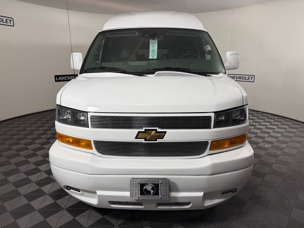 New 2026 Chevrolet Express 2500 w/ Driver Convenience Package RWD image 9
