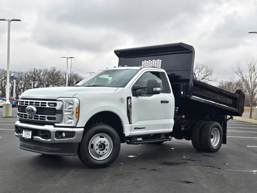 New 2025 Ford F350 XL w/ XL Chrome Package image 25