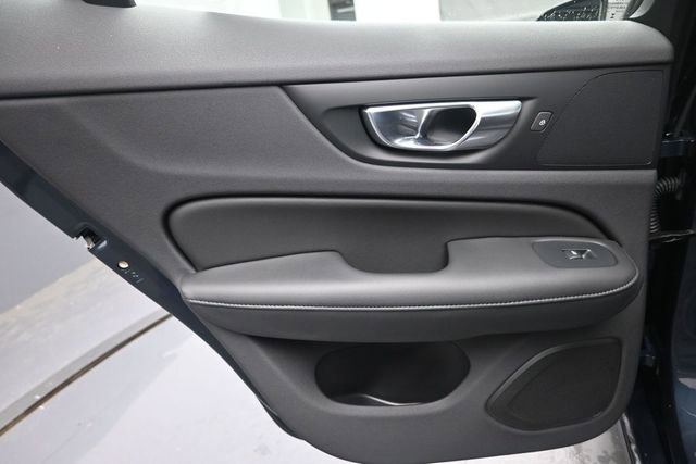 Certified 2025 Volvo S60 B5 Core AWD/4WD image 22