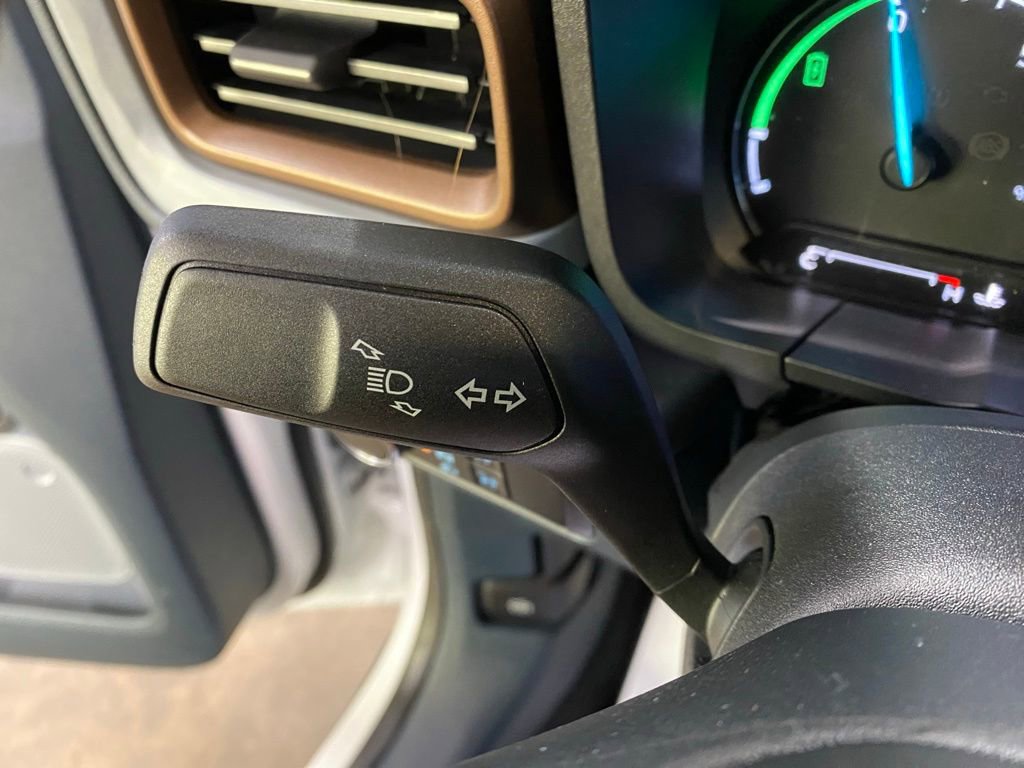 Used 2023 Ford Maverick Lariat image 24