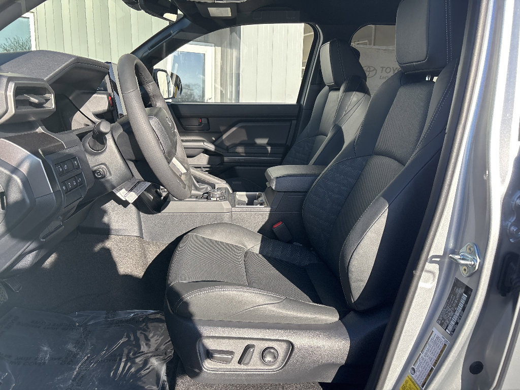 New 2026 Toyota 4Runner TRD Off-Road Premium AWD/4WD image 18