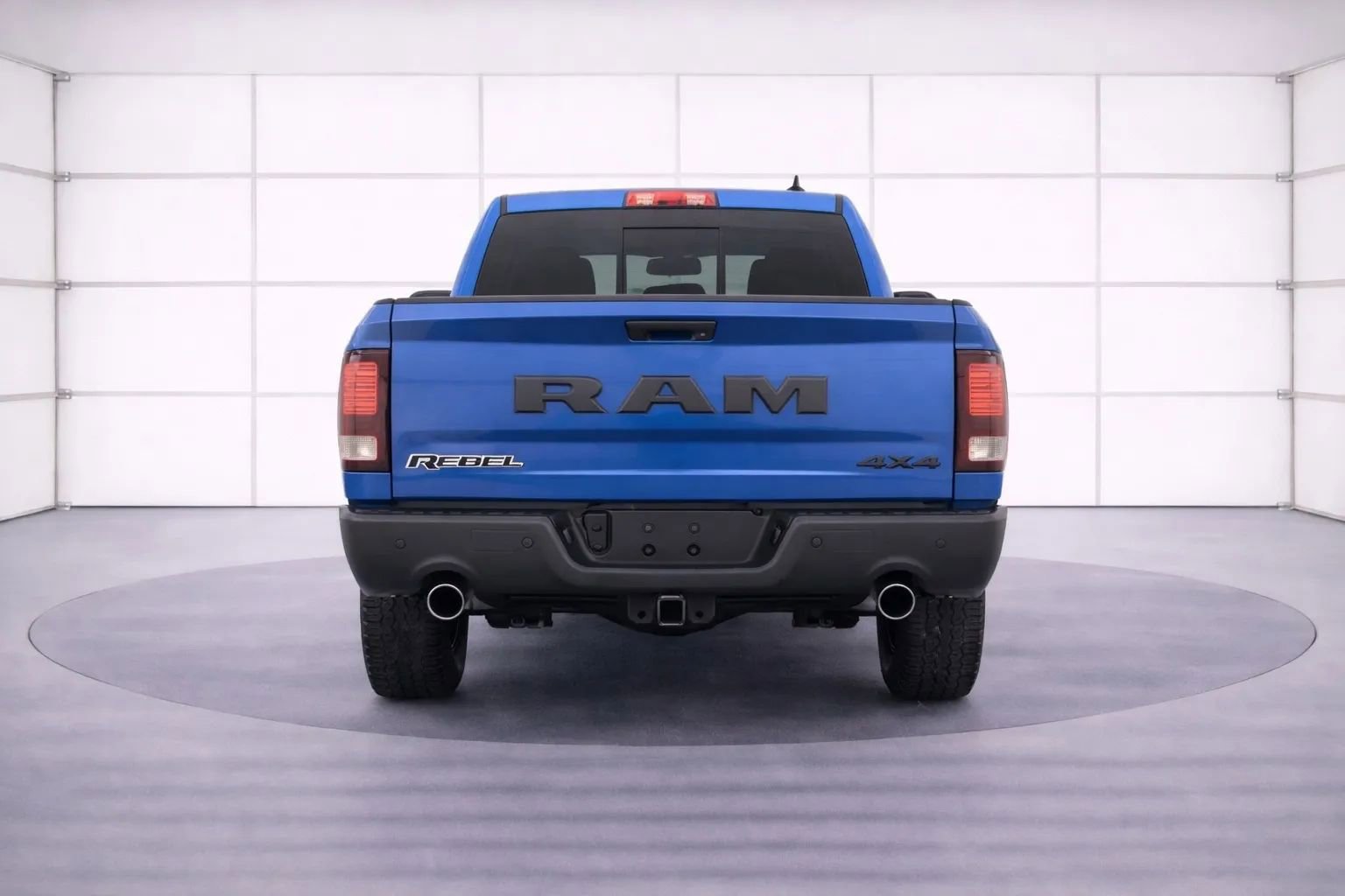 Used 2018 RAM 1500 Rebel w/ Luxury Group image 4