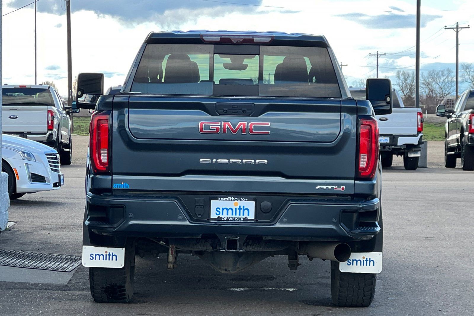 Used 2020 GMC Sierra 2500 AT4 w/ AT4 Premium Package image 4