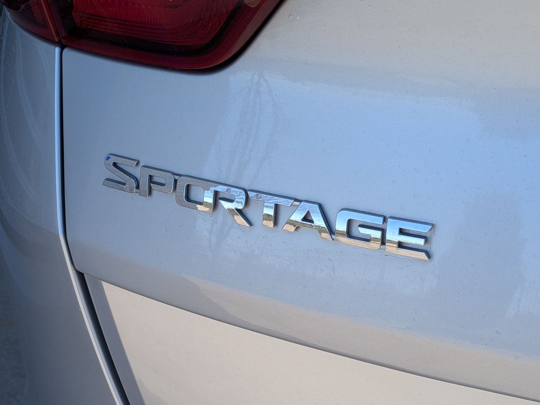 Used 2018 Kia Sportage LX image 25