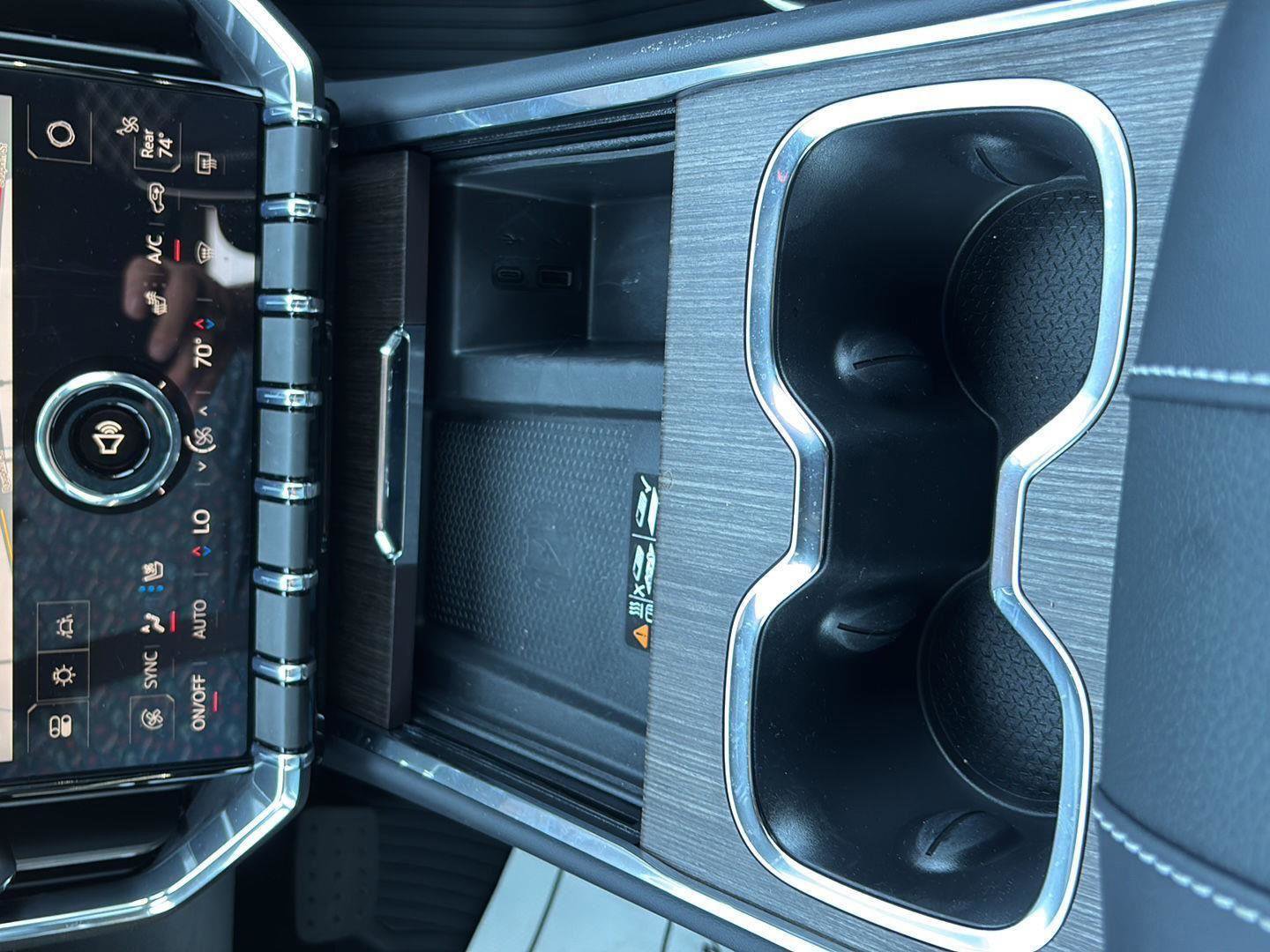 New 2025 GMC Acadia Denali w/ Super Cruise Package image 39