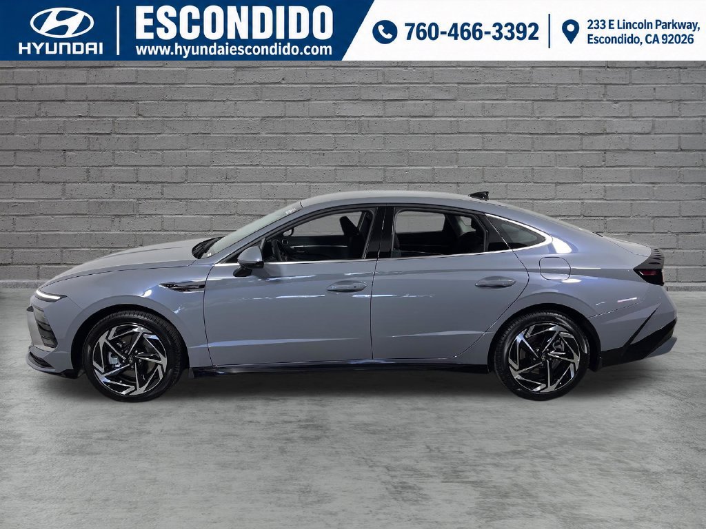 New 2026 Hyundai Sonata SEL FWD image 2