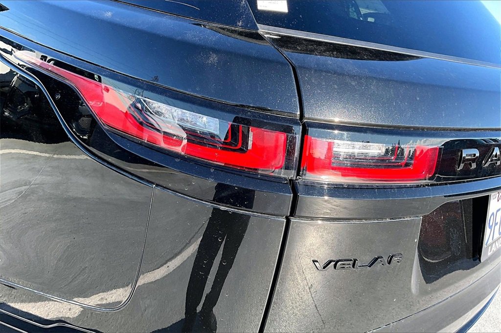 Used 2023 Land Rover Range Rover Velar R-Dynamic S image 21