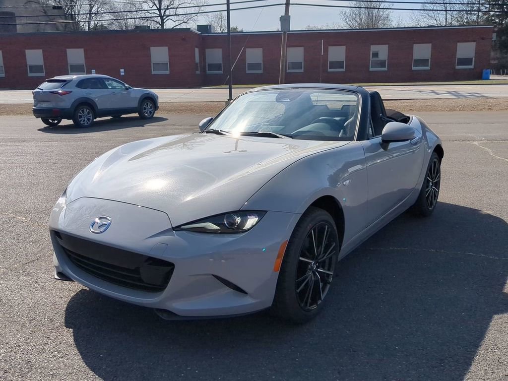 New 2026 MAZDA MX-5 Miata Grand Touring w/ Weather Package RWD image 8