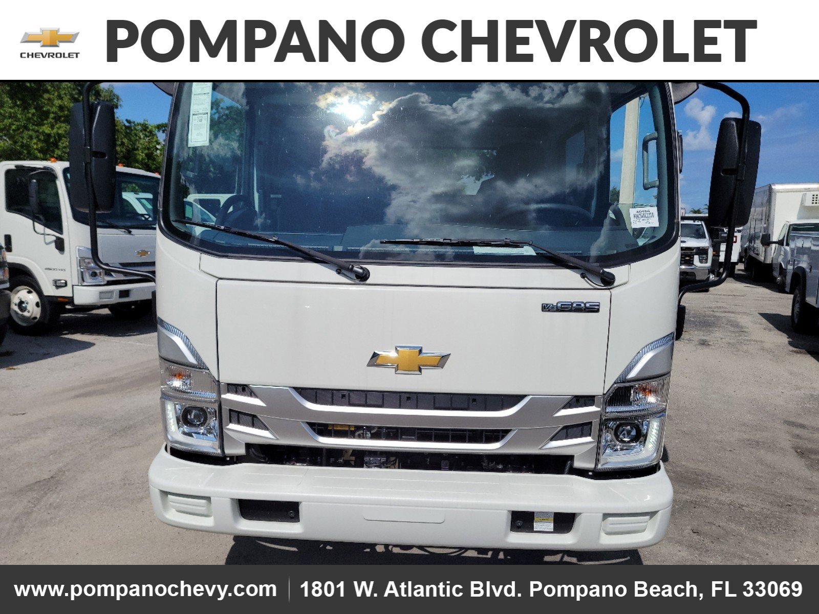 Used 2025 Chevrolet Low Cab Forward image 10