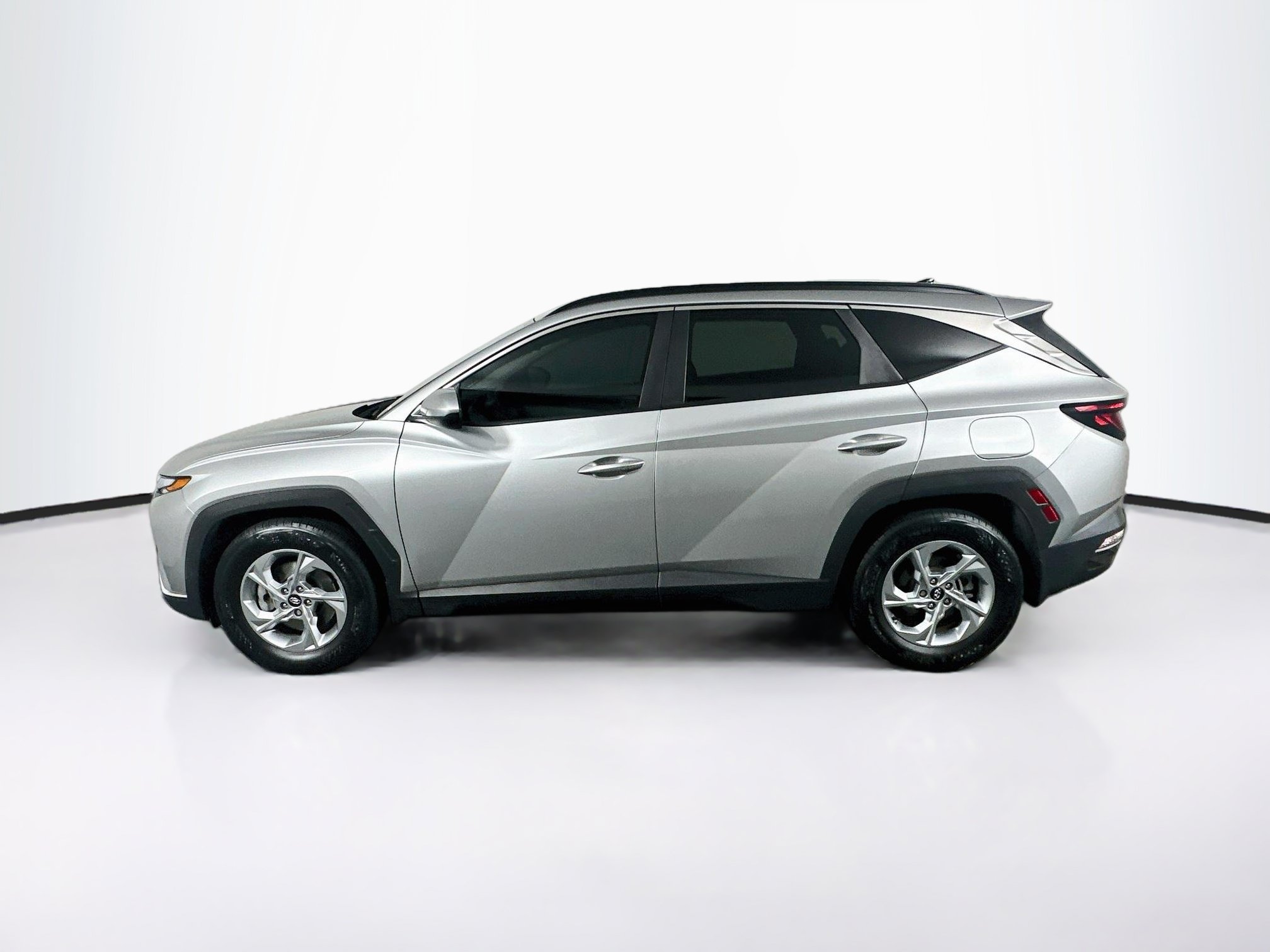 Used 2024 Hyundai Tucson SEL FWD image 4