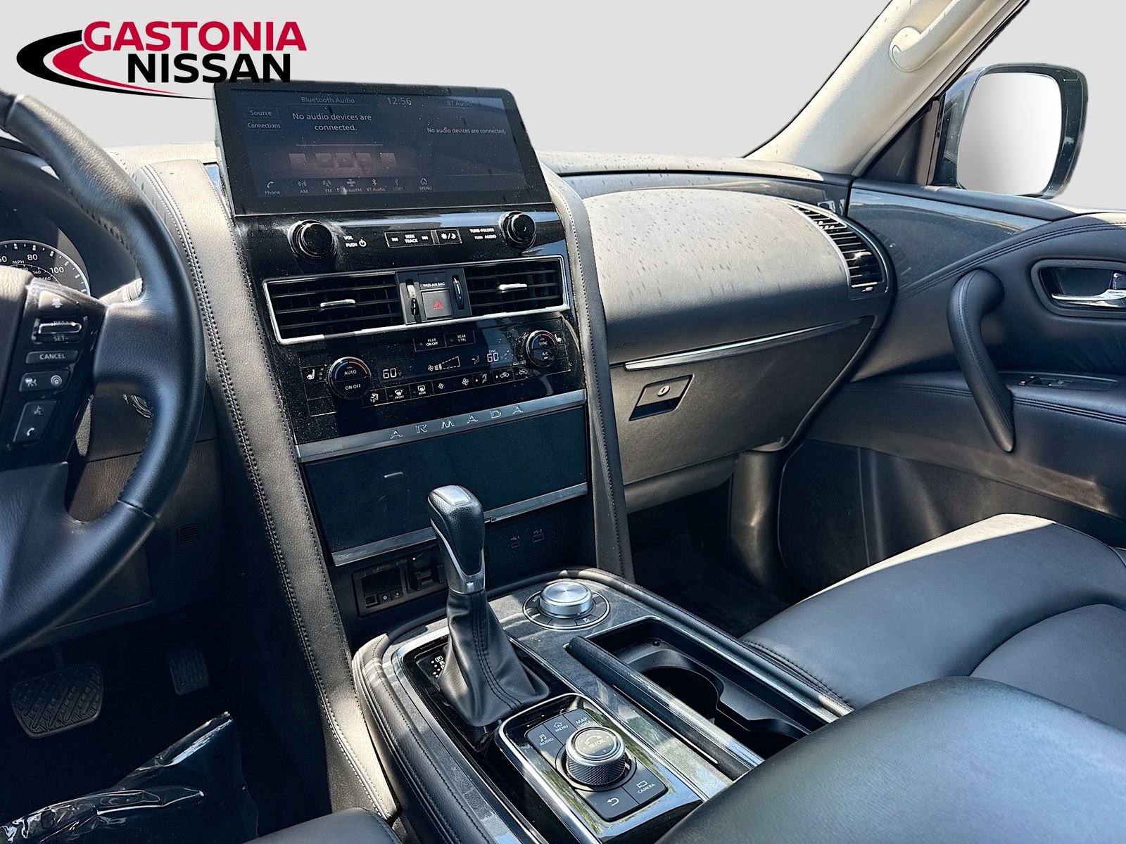 Used 2024 Nissan Armada SV AWD/4WD image 31