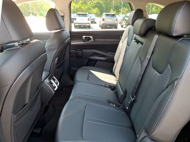 New 2026 Kia Sorento S FWD image 6