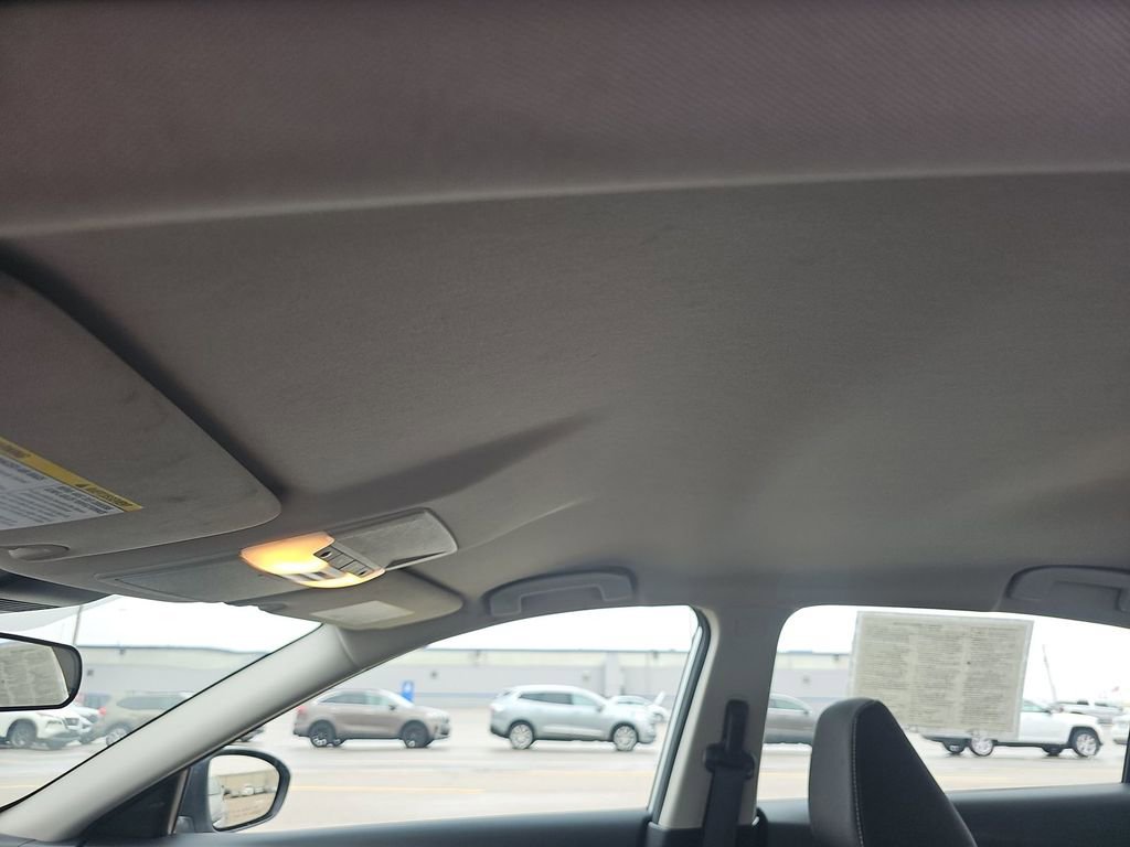 Used 2024 Nissan Altima 2.5 SV image 21