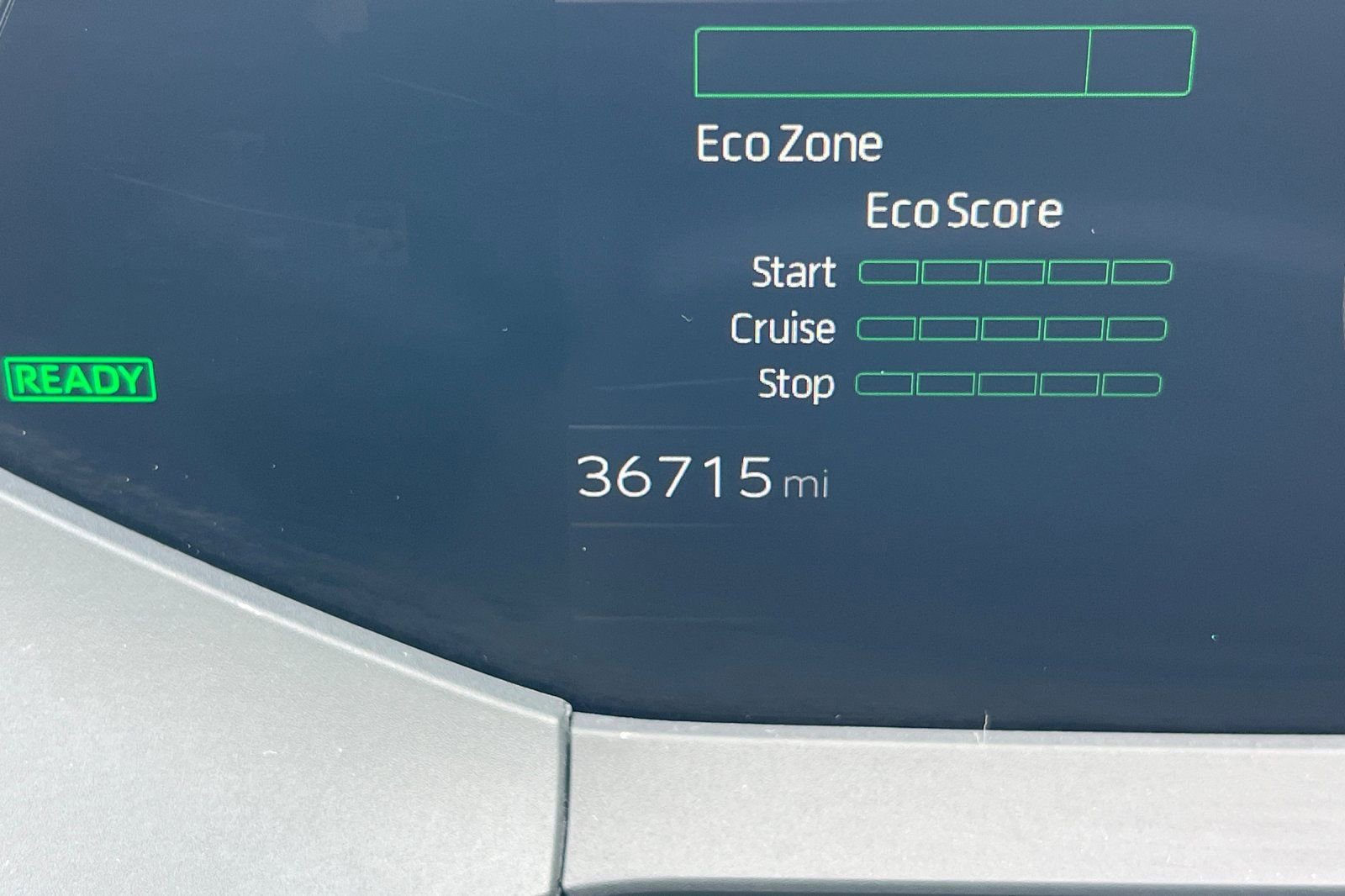 Used 2024 Toyota Prius LE image 30