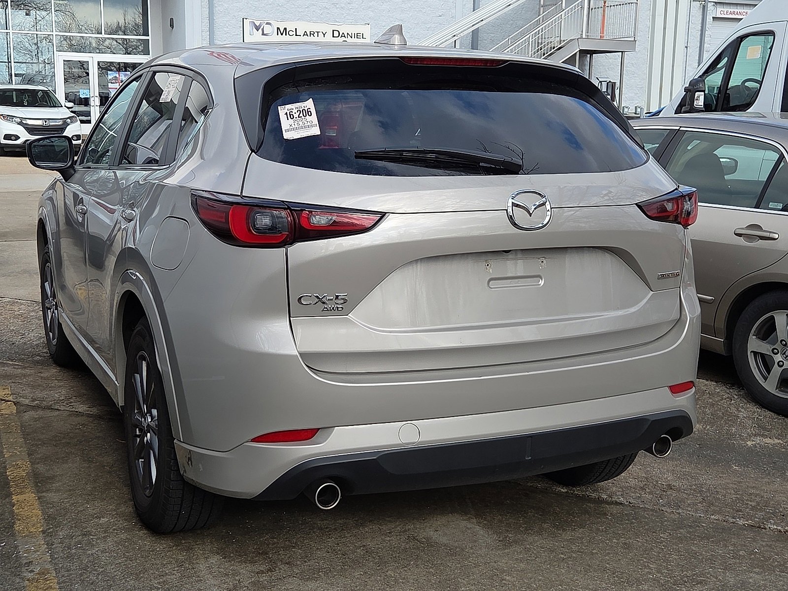 Used 2025 MAZDA CX-5 AWD 2.5 S w/ Preferred Package image 3