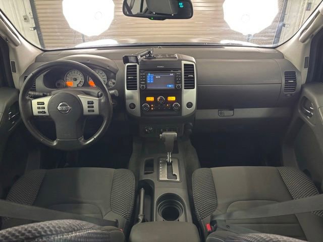 Used 2016 Nissan Frontier PRO-4X image 13
