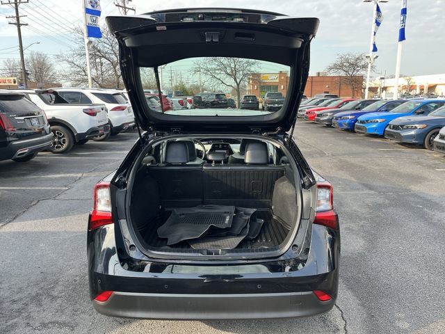 Used 2021 Toyota Prius XLE w/ Advanced Technology Package image 21