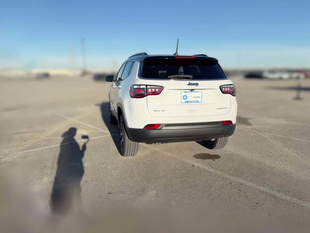 New 2026 Jeep Compass Limited image 9