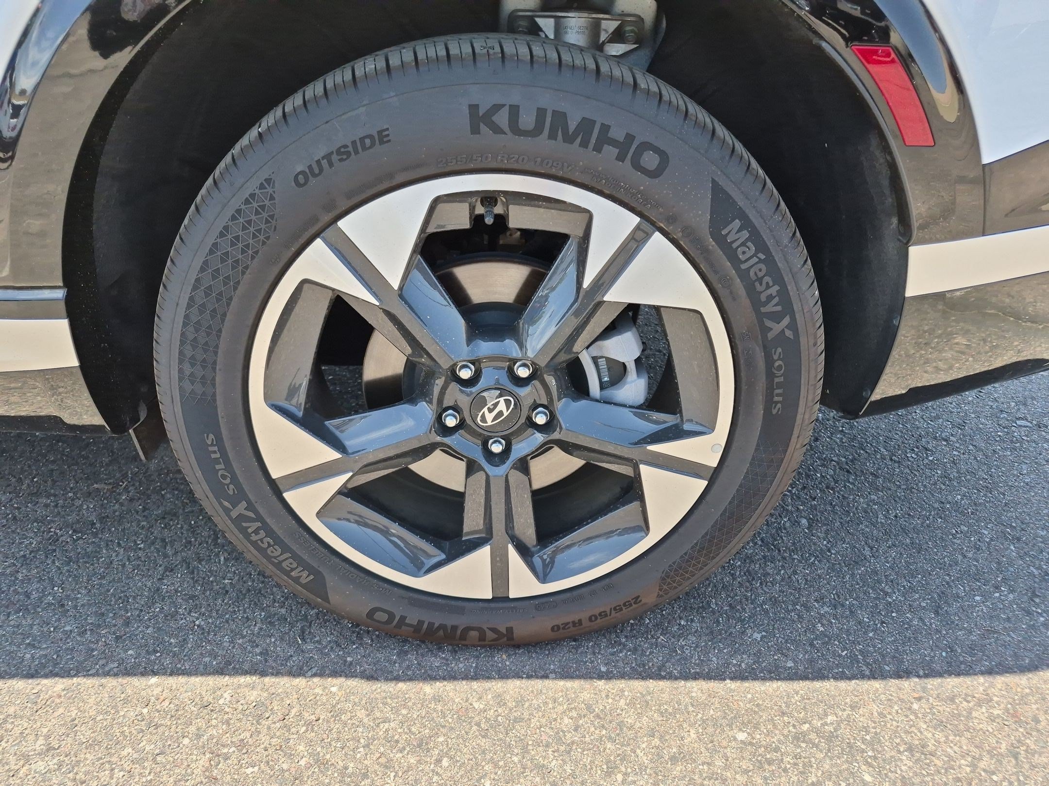 Certified 2026 Hyundai Palisade Limited AWD/4WD image 10