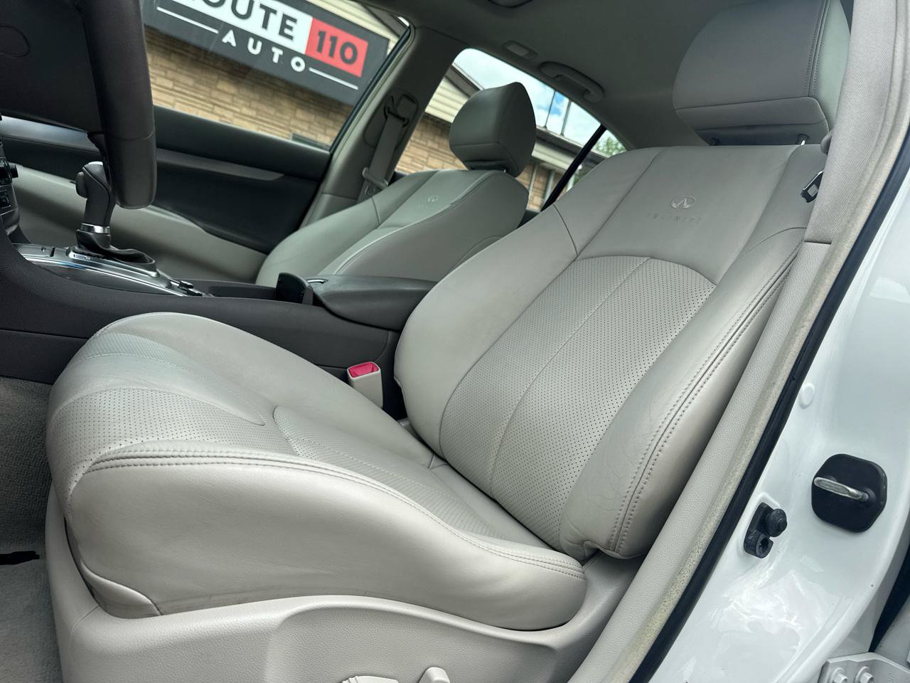 Used 2013 INFINITI G37 x Sedan w/ Premium Pkg AWD/4WD image 25