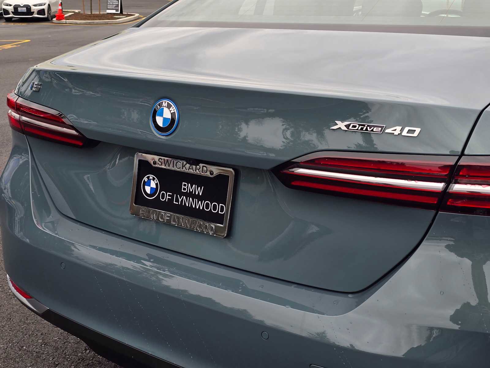 Used 2026 BMW i5 eDrive40 AWD/4WD image 13