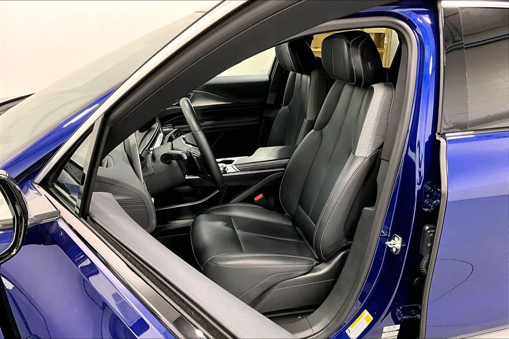Used 2024 Cadillac Lyriq Tech w/ Driver Assist Package RWD image 31