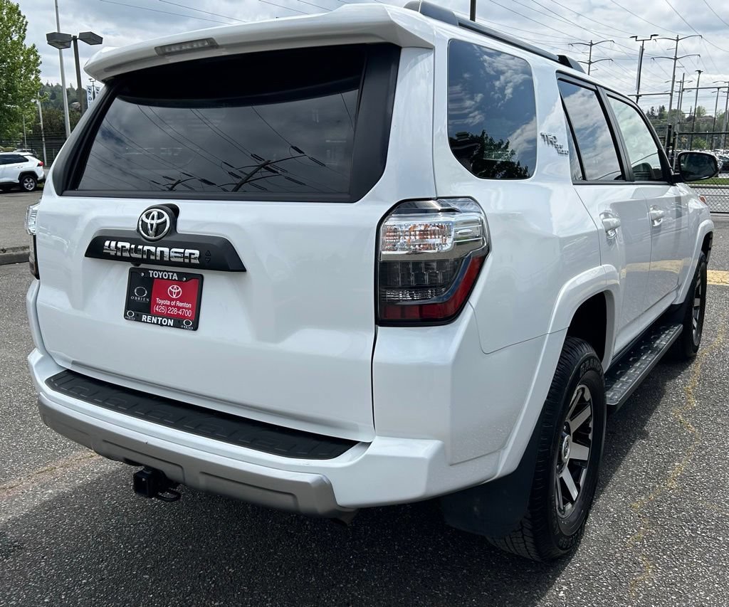 Certified 2024 Toyota 4Runner TRD Off-Road Premium AWD/4WD image 5