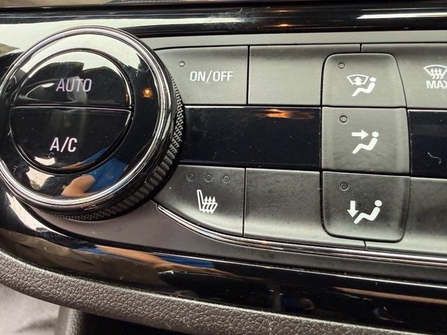 Used 2025 Buick Envista Sport Touring w/ Convenience I Package FWD image 32