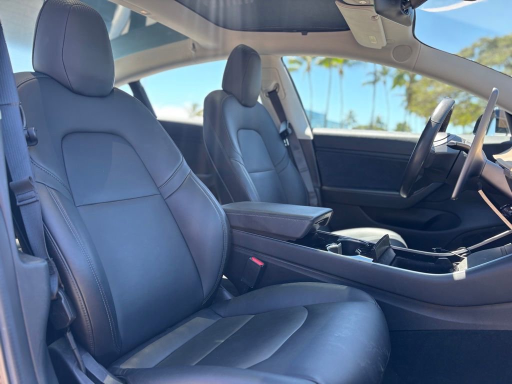 Used 2018 Tesla Model 3 Long Range image 9
