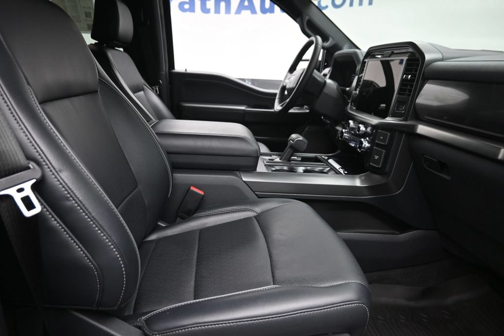 Used 2025 Ford F150 Lariat w/ Equipment Group 501A Mid AWD/4WD image 9