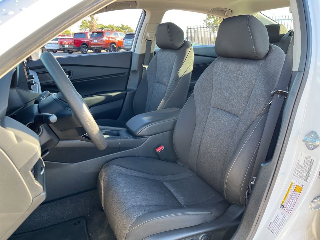 Used 2023 Honda Accord EX image 21