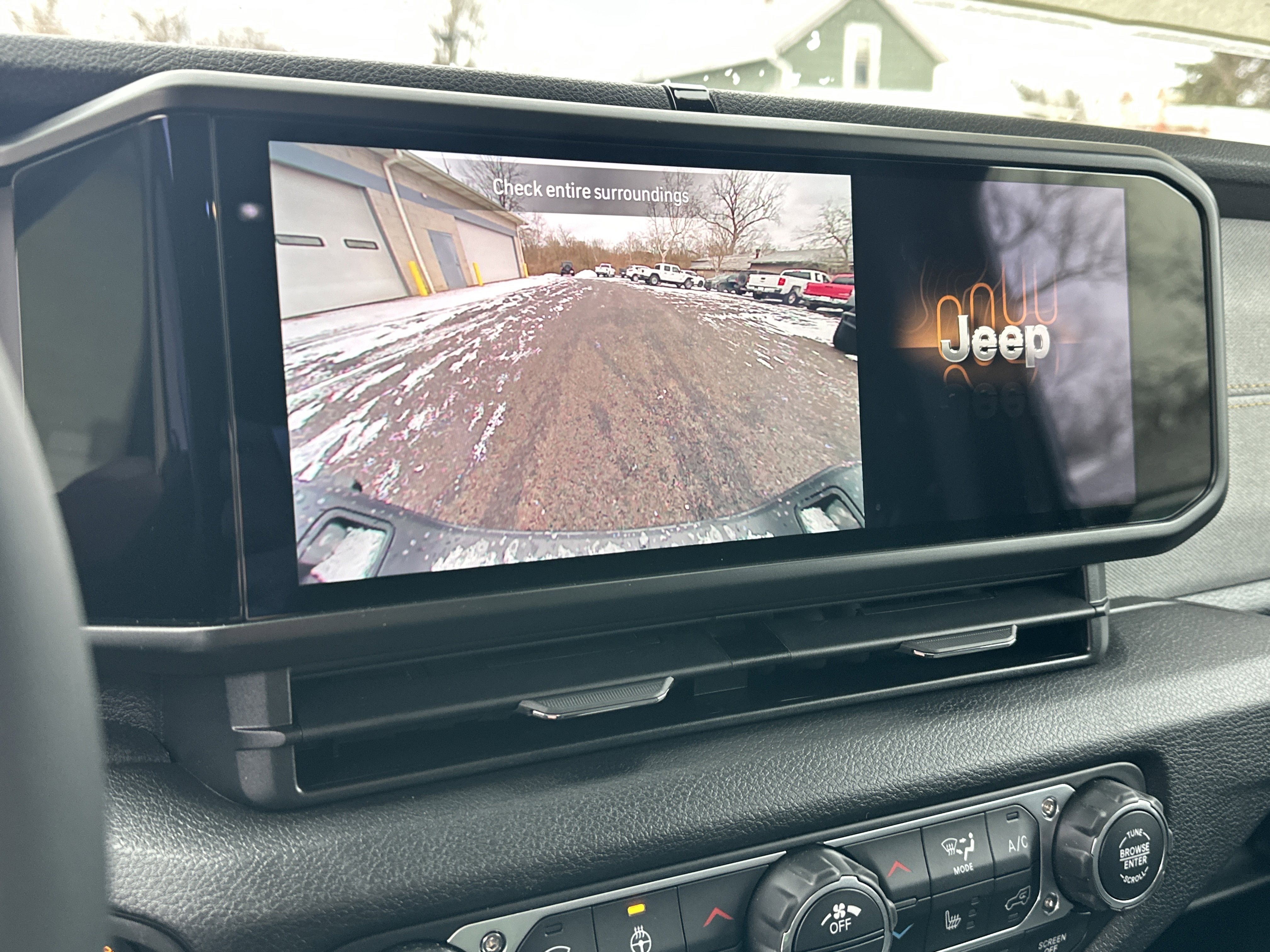 New 2026 Jeep Gladiator Sport image 7