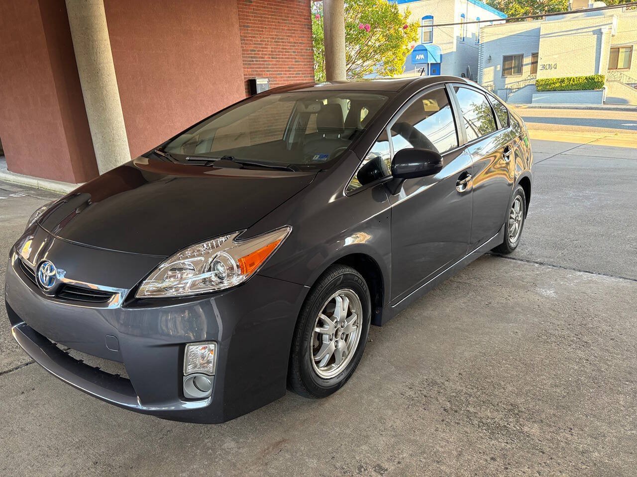 Used 2011 Toyota Prius Two FWD image 3