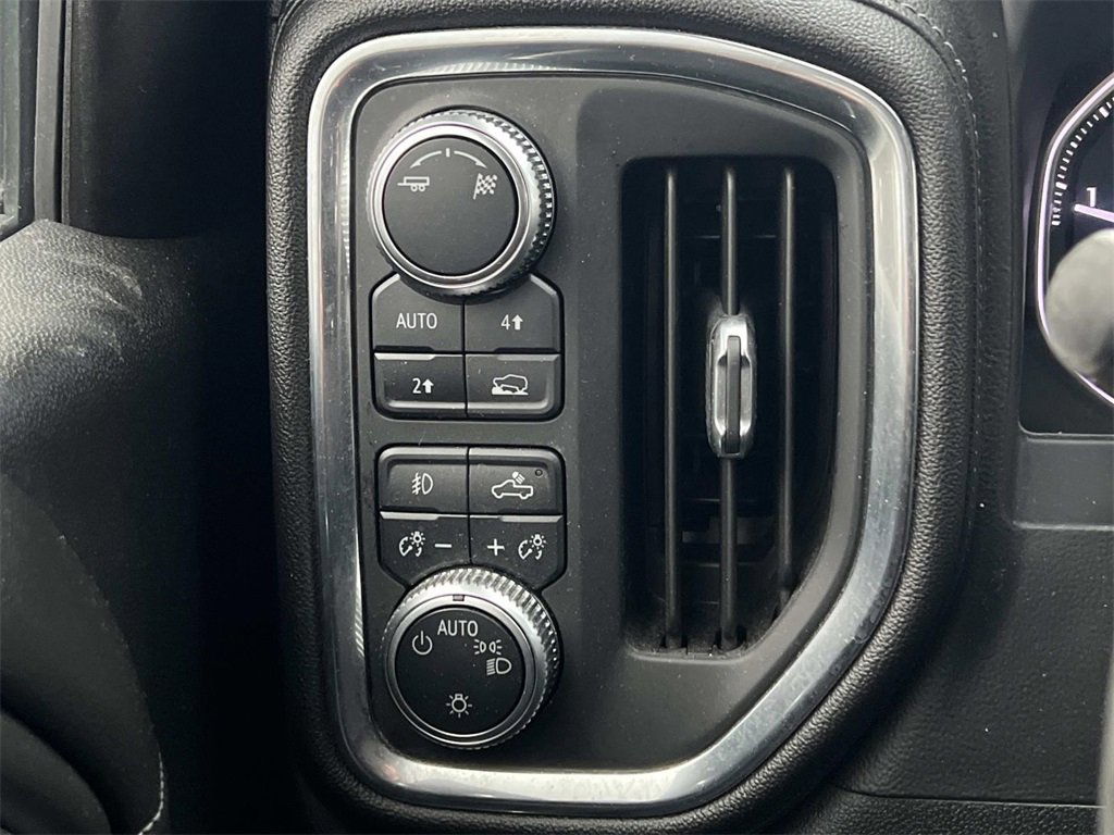 Used 2019 GMC Sierra 1500 Elevation w/ Elevation Value Package image 25