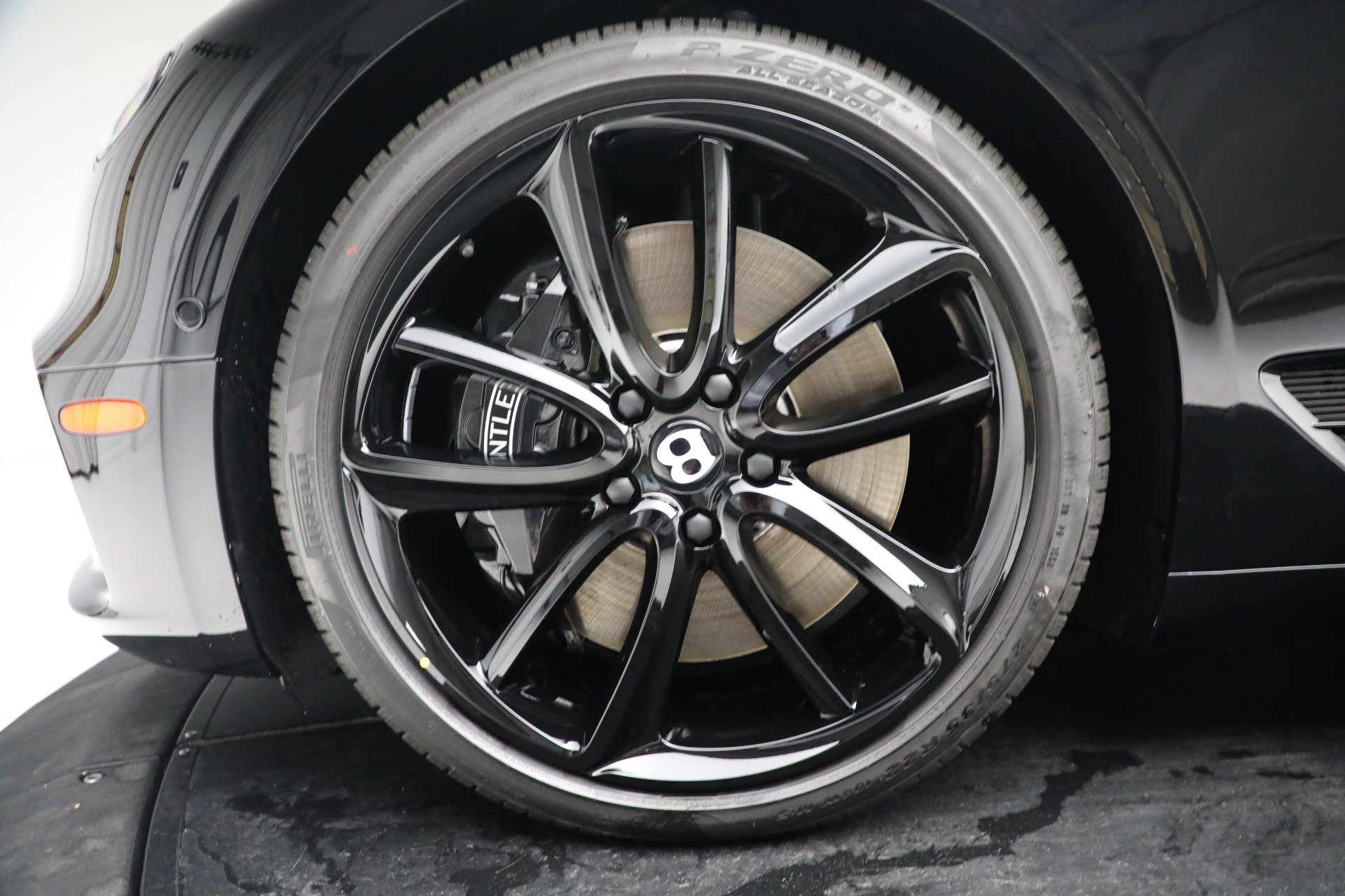 Certified 2022 Bentley Continental GT AWD/4WD image 13