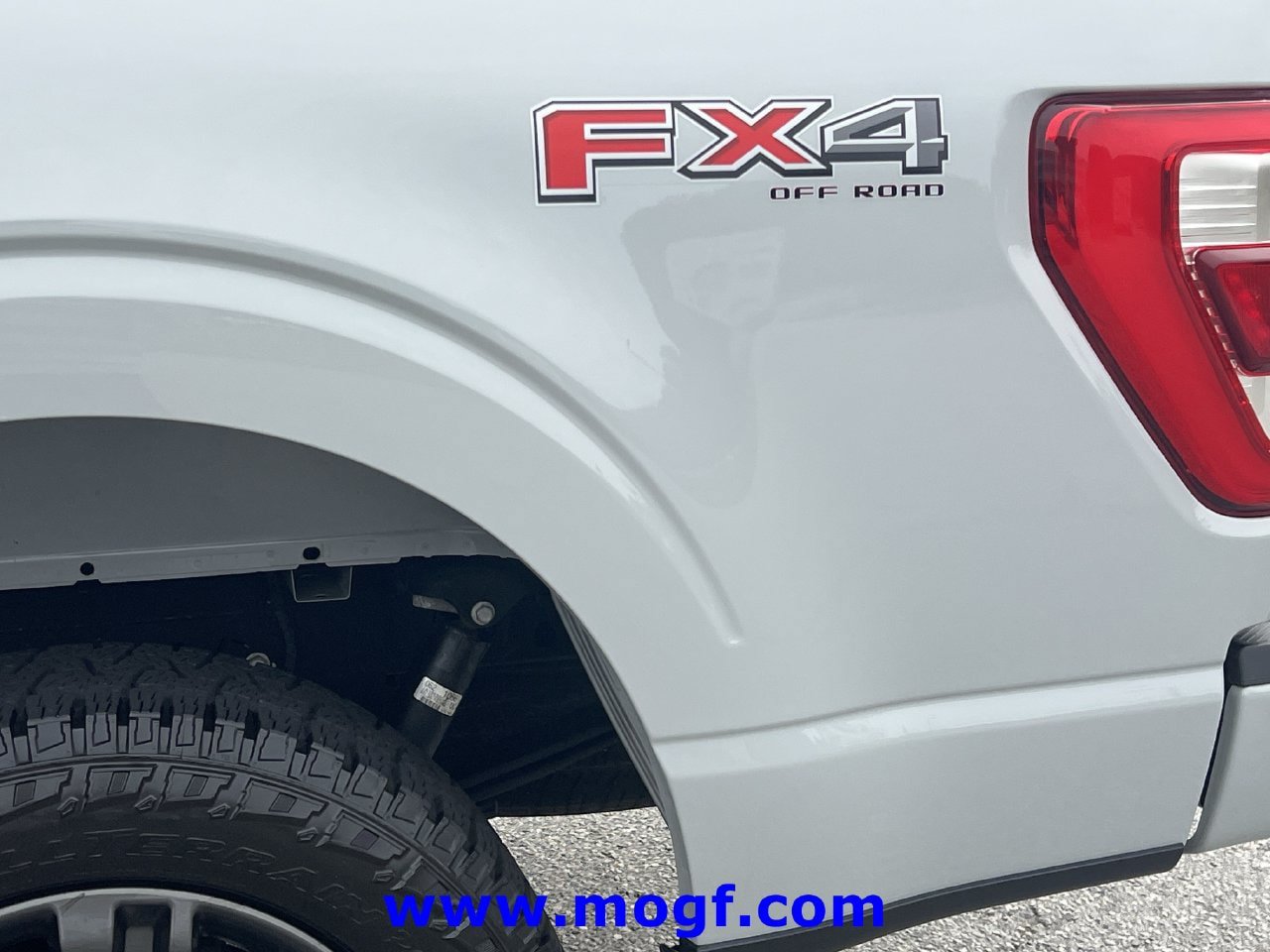 Used 2023 Ford F150 Lariat w/ Equipment Group 502A High AWD/4WD image 34