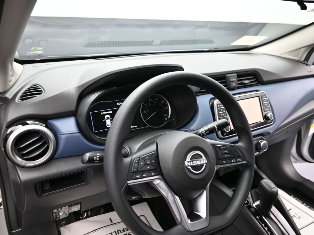 Used 2025 Nissan Versa SV w/ Trunk Package image 13