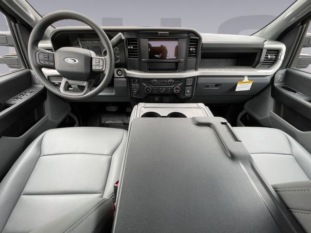 New 2026 Ford F250 XL w/ XL Chrome Package image 12