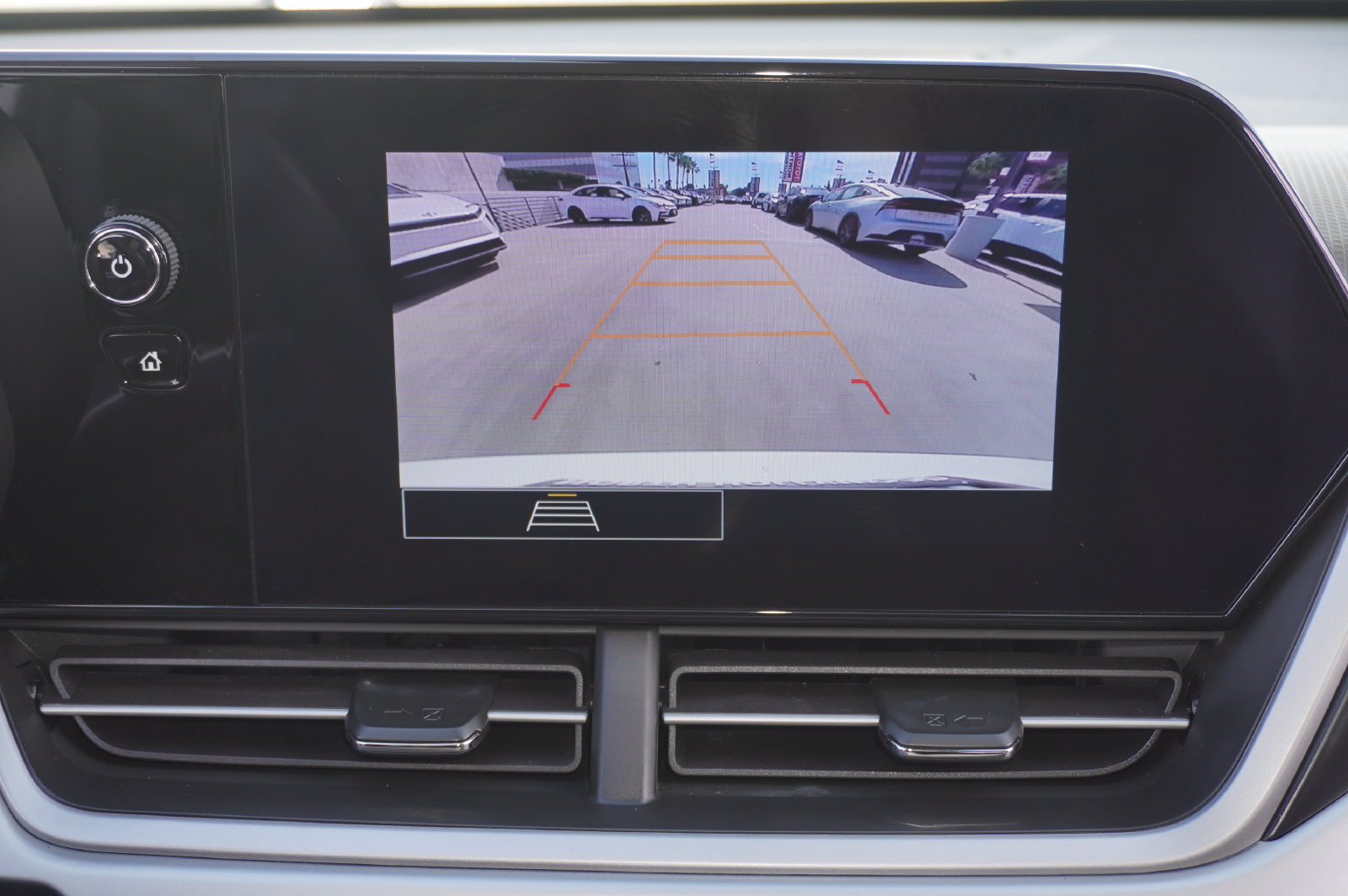 Used 2025 Chevrolet Trax LS FWD image 16