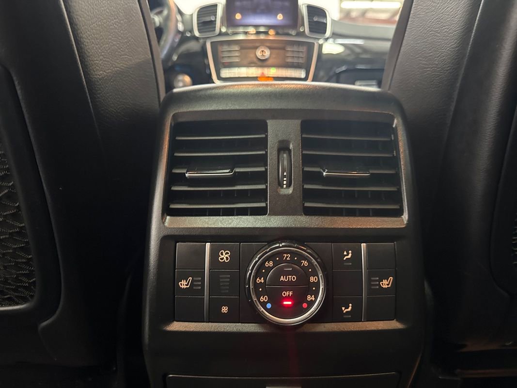 Used 2018 Mercedes-Benz GLS 550 4MATIC image 19