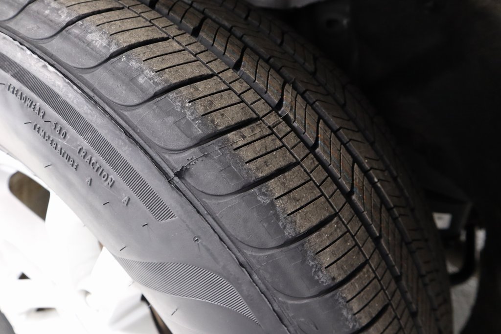 Certified 2021 Ford Explorer XLT image 19