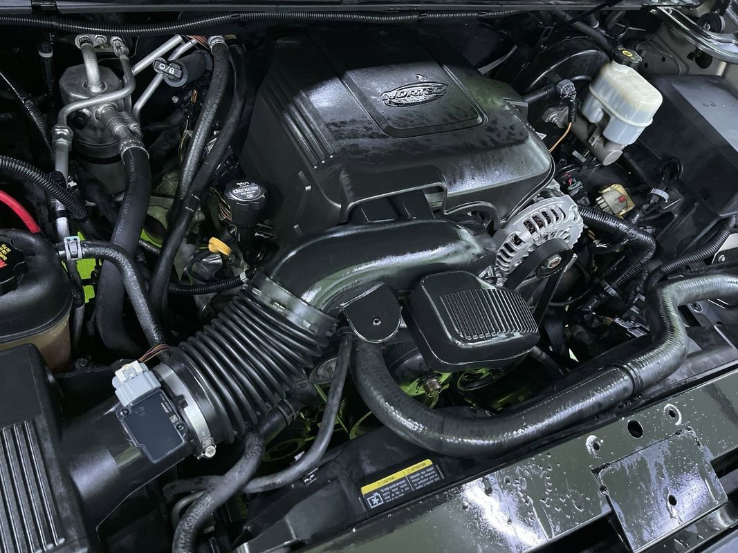 Used 2013 Cadillac Escalade Platinum image 33