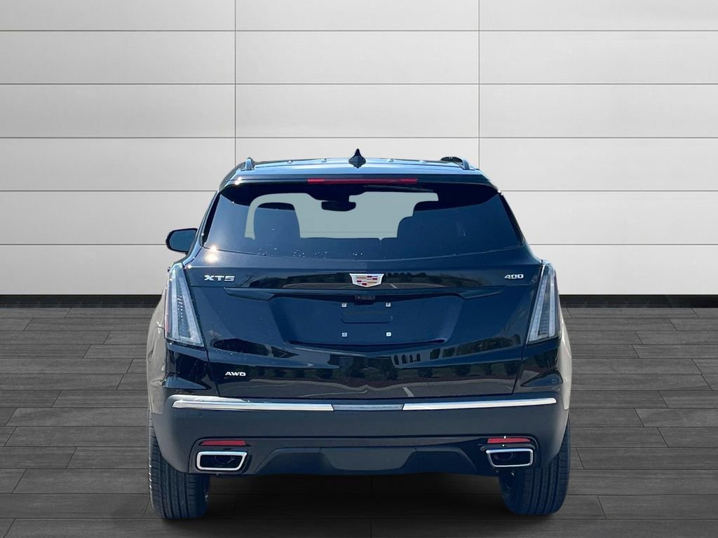New 2026 Cadillac XT5 Sportv w/ LPO, Onyx Lite Package AWD/4WD image 4