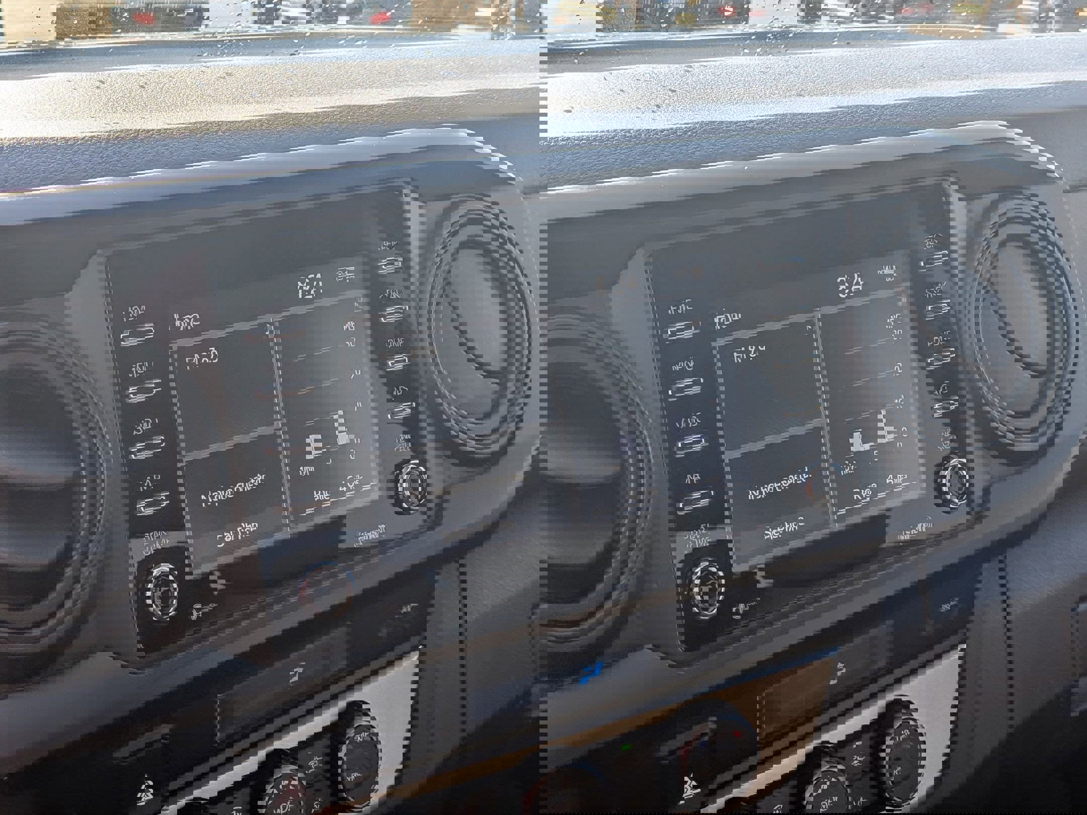 Used 2022 Toyota Tacoma SR image 18